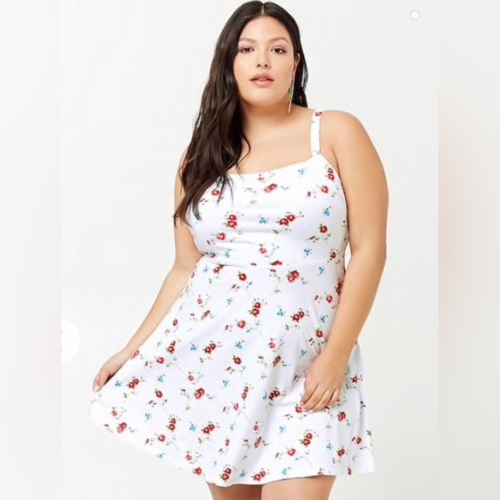 Plus Forever21+ cami mini fit and flare floral stretchy dress
